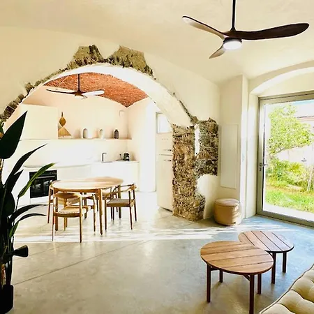 Montera Centre Avec Piscine Chauffee Et Jardin *