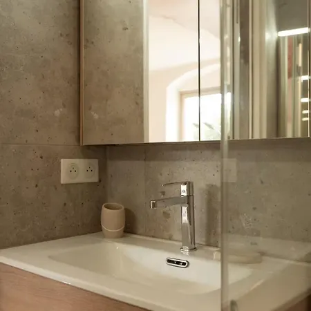 شقة Montera Centre Avec Piscine Chauffee Et Jardin باستيا