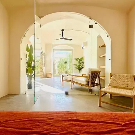Montera Centre-ville Avec Piscine Chauffée Et Jardin Appartement Bastia (Corsica)