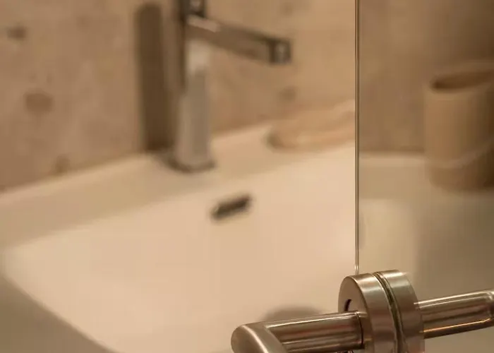 Montera Centre Avec Piscine Chauffee Et Jardin *